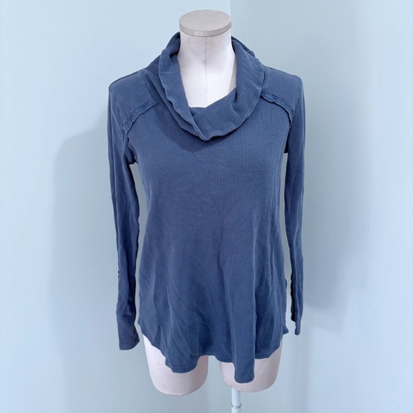 🌷Sale Soft Surroundings Angel Wings Embroidered Waffle Knit Top Size Small - Picture 2 of 16